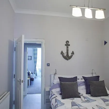 Apartment Host & - The First Port Of Call *